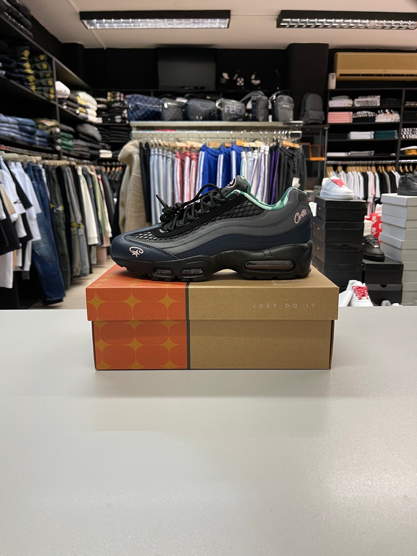 Air Max 95 Corteiz - Pink Beam - V23SHOP.GR