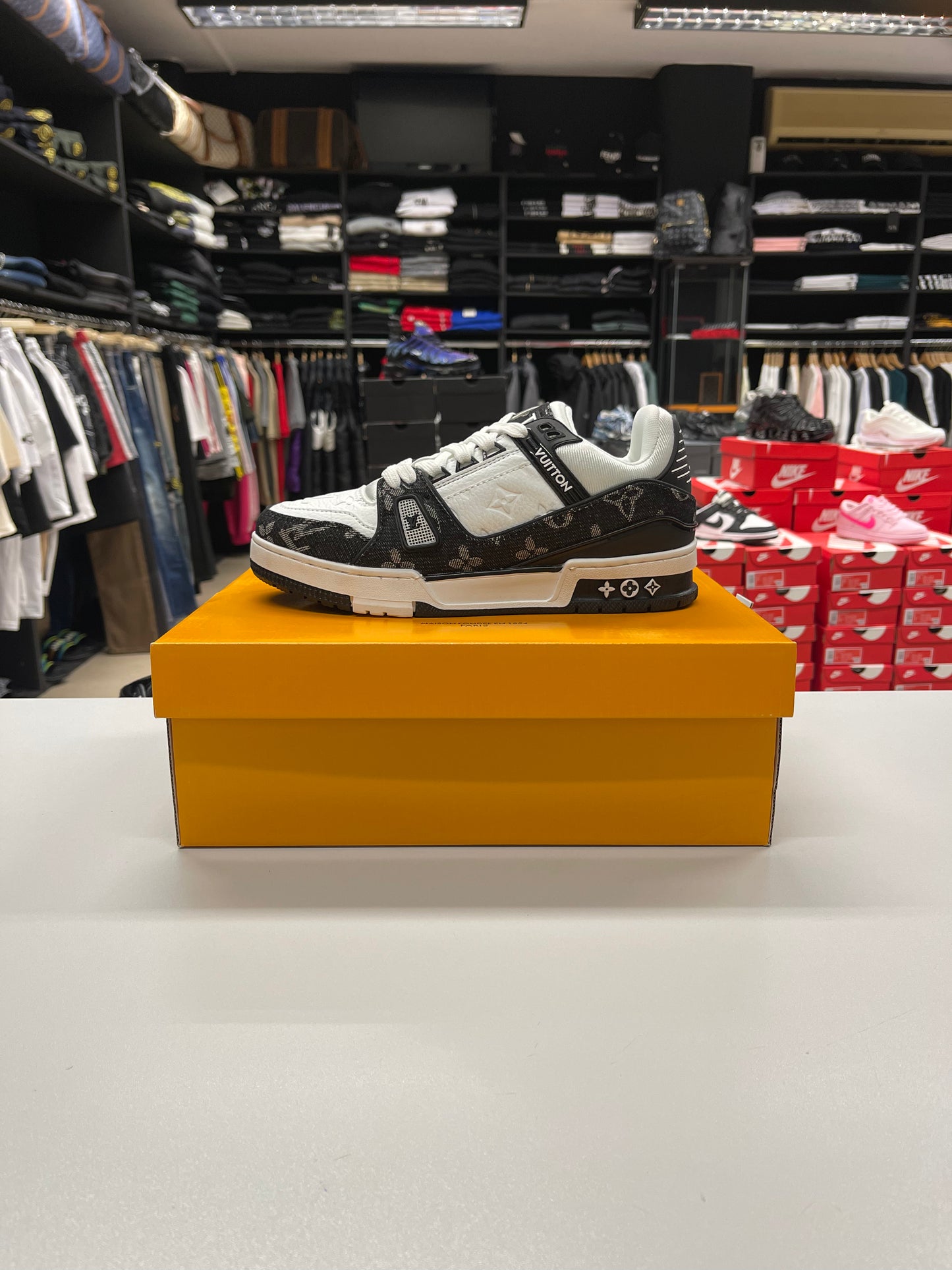 LV Trainer - White Black - V23SHOP.GR
