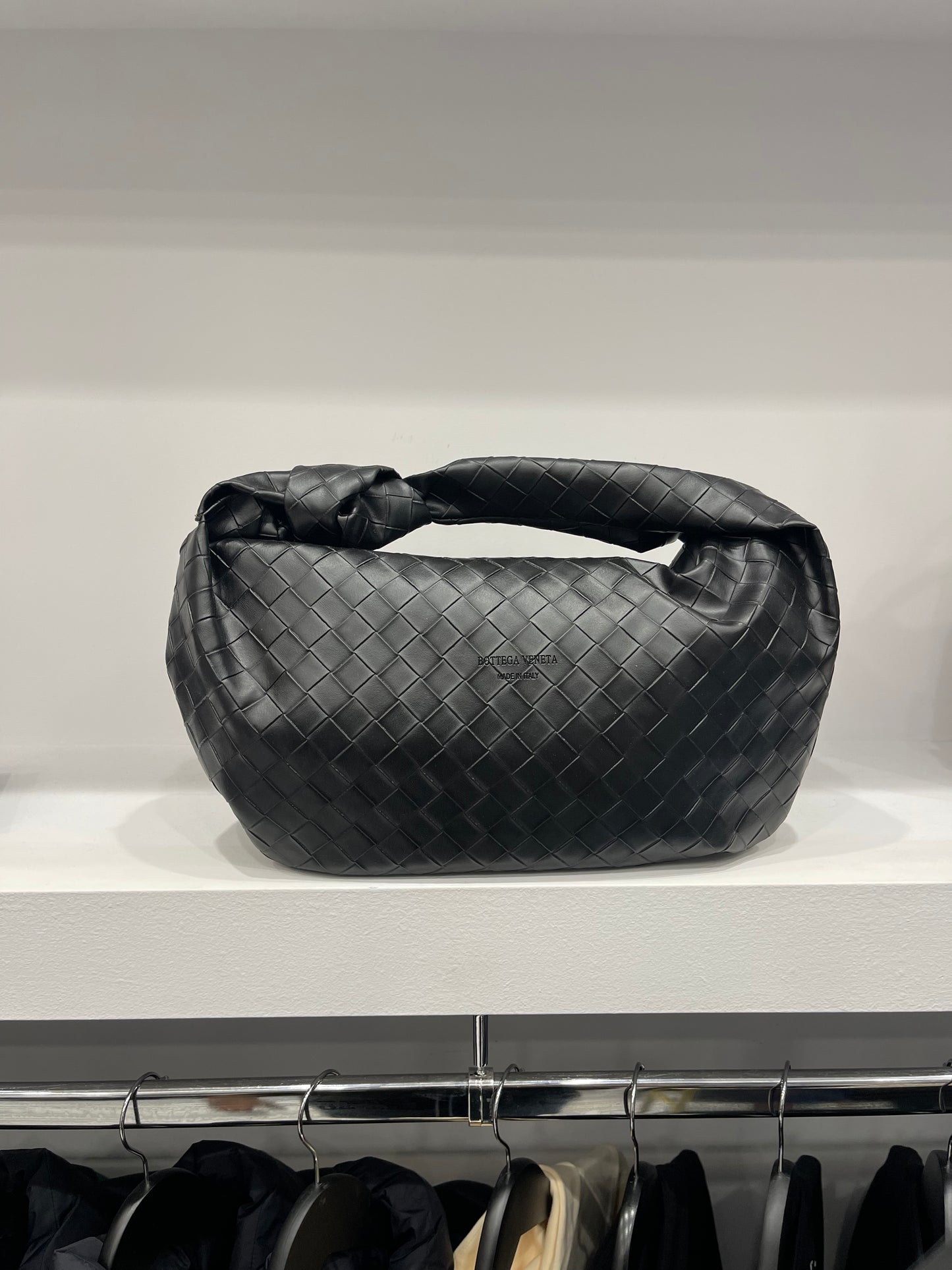 Bottega Veneta Jodie Soulder Bag - Black