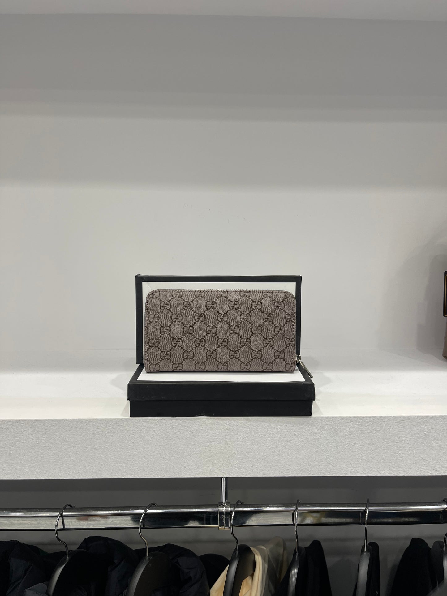 Gucci Wallet GG Supreme