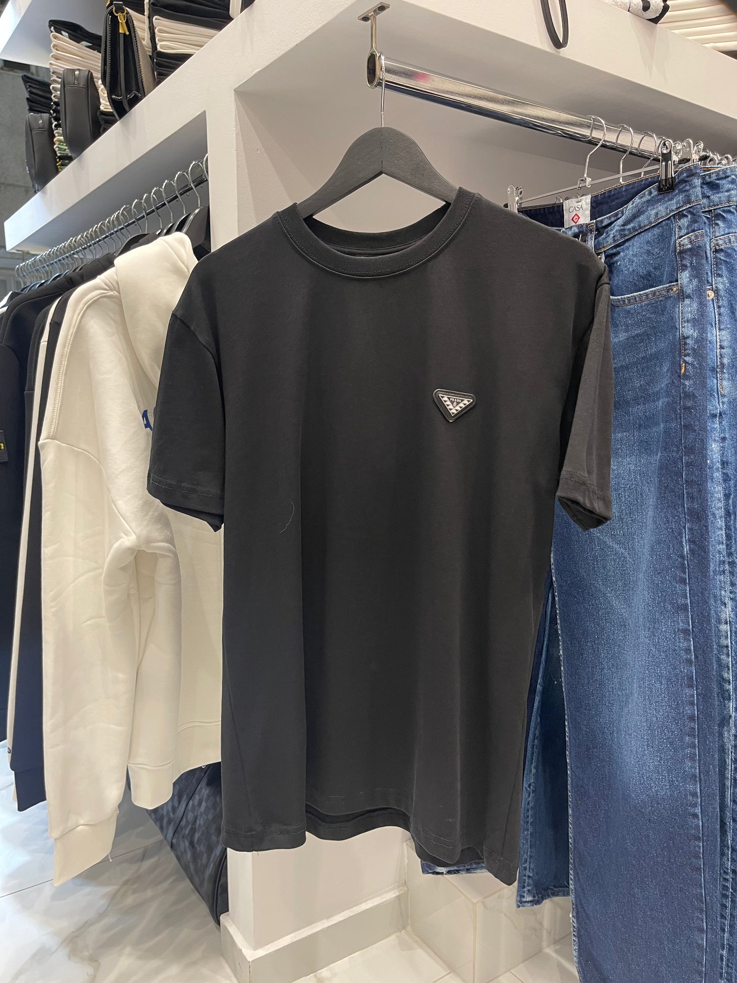 Prada Black - T-Shirt