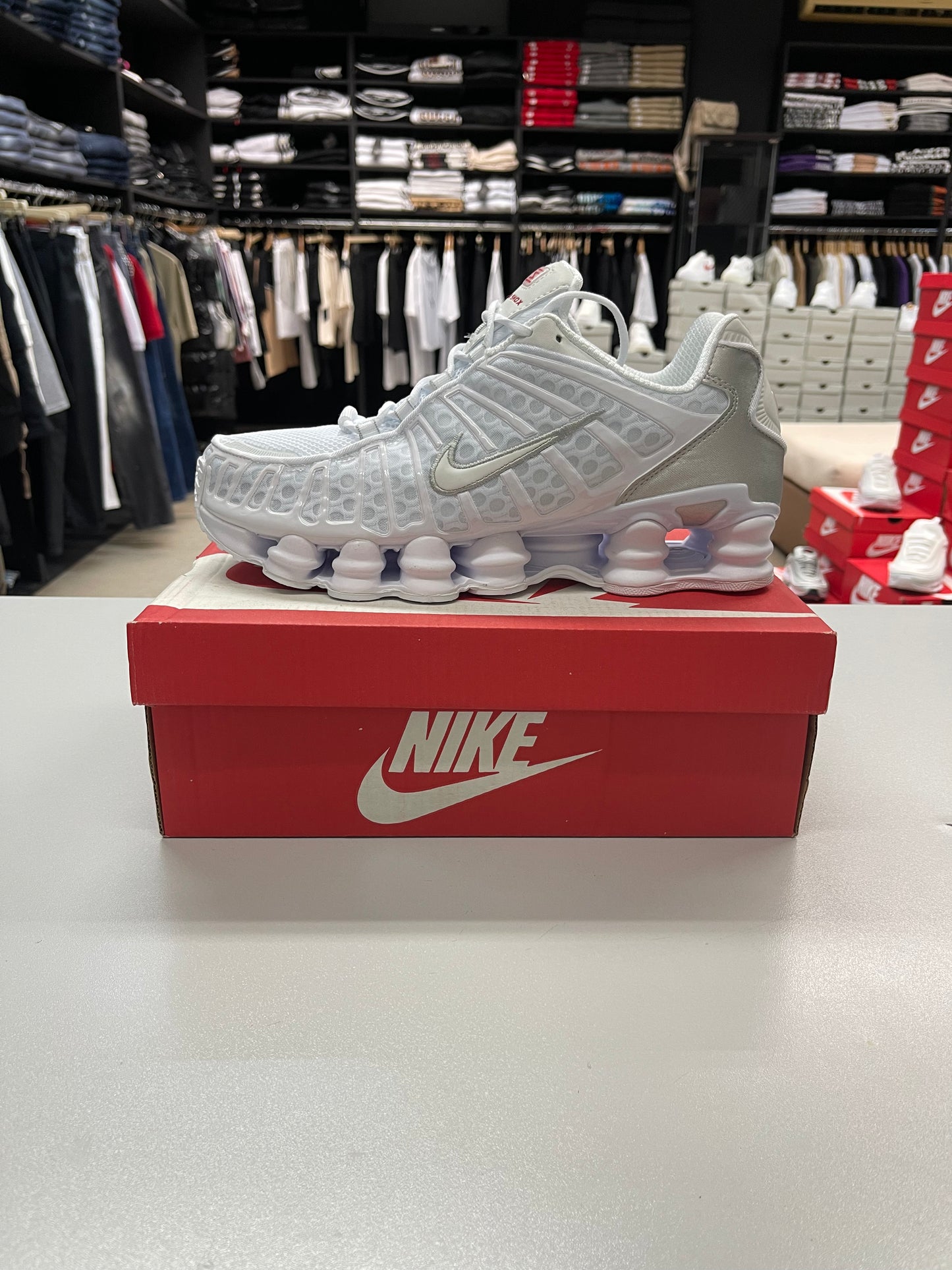 Air Max Shox TL - White - V23SHOP.GR