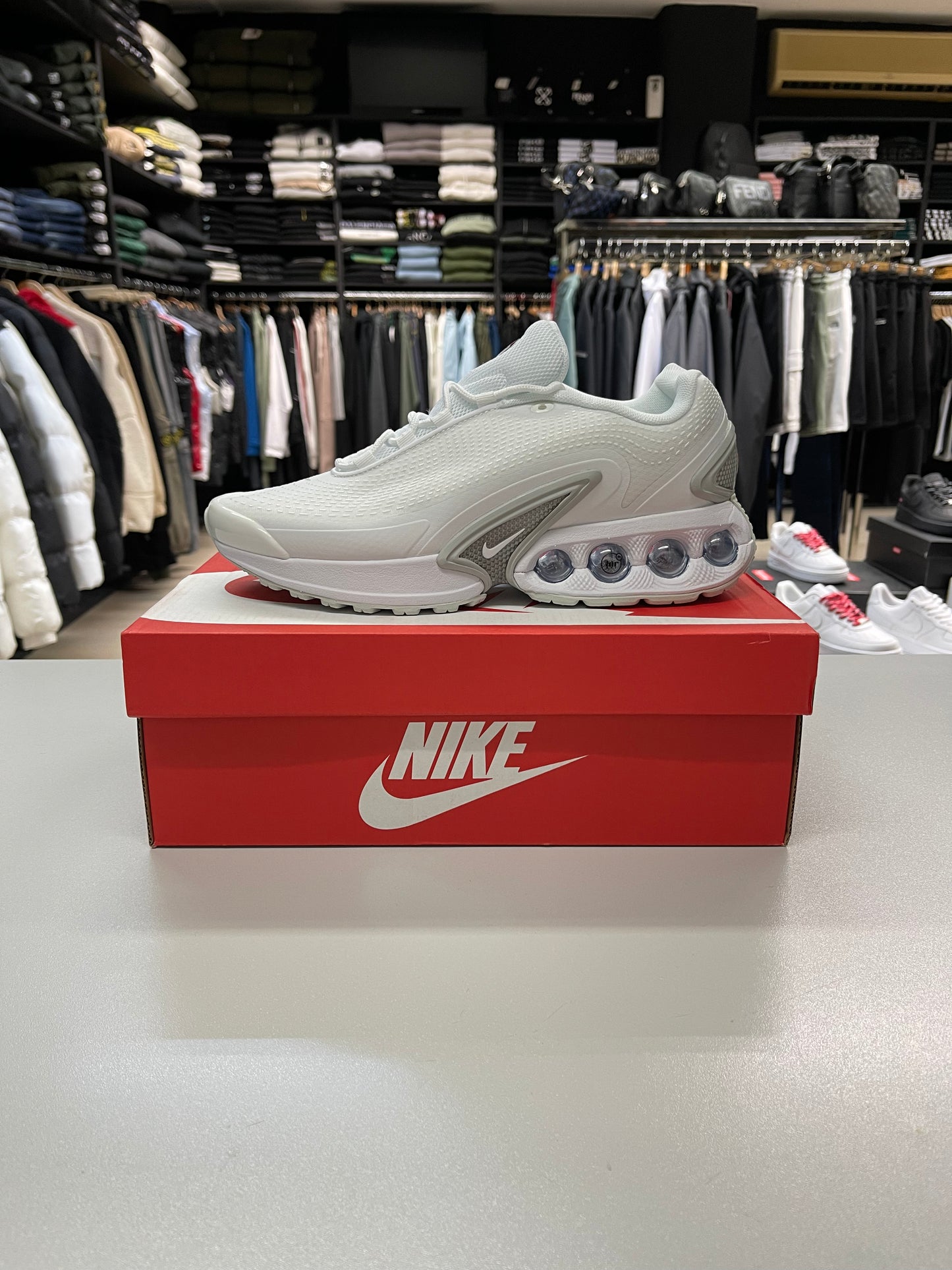 Air Max DN - Total White - V23SHOP.GR
