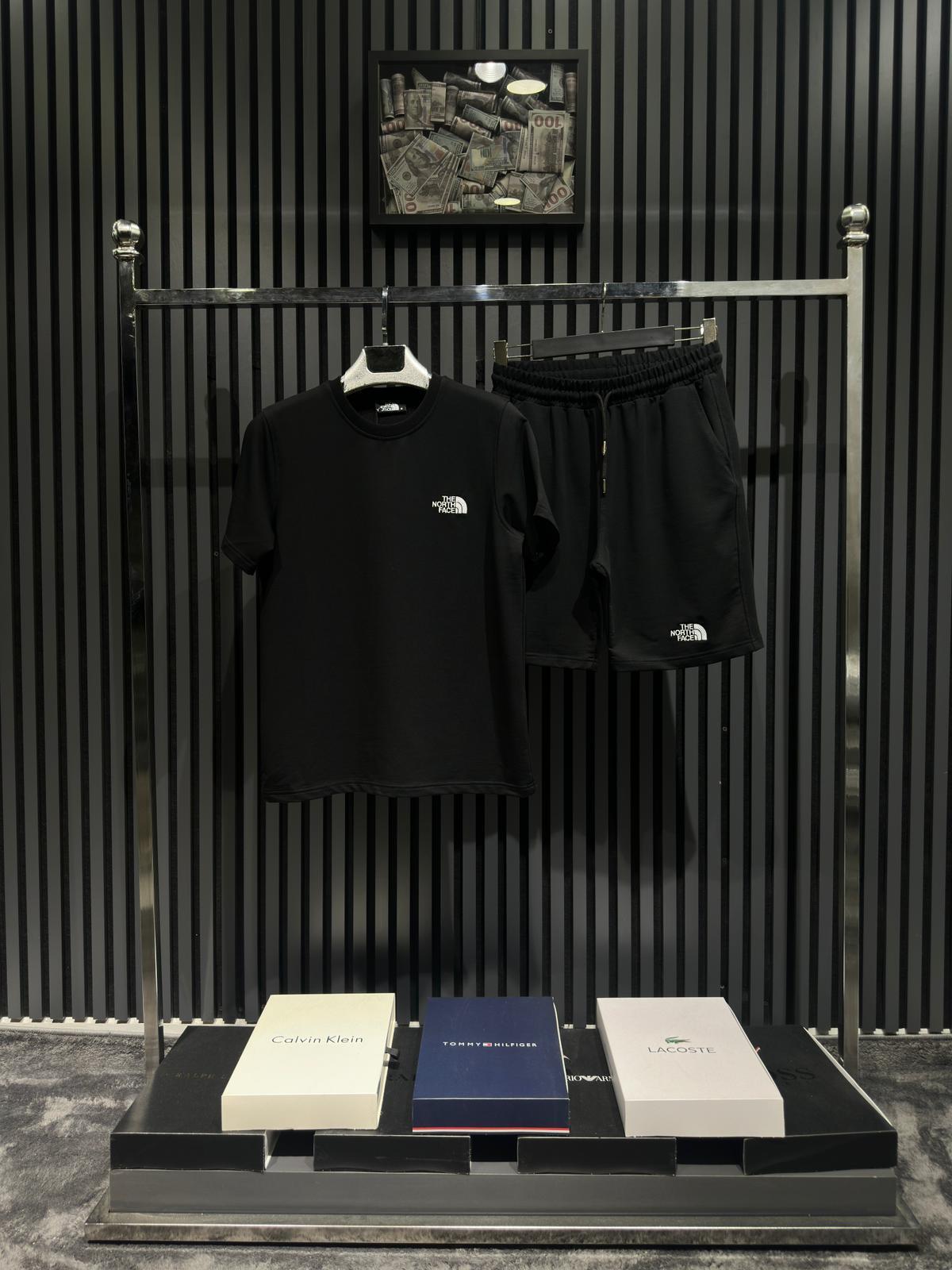 North Face Set - Black