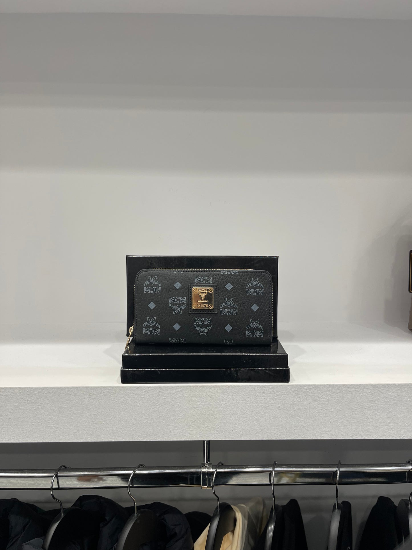 MCM Wallet Canvas Visetos - Black