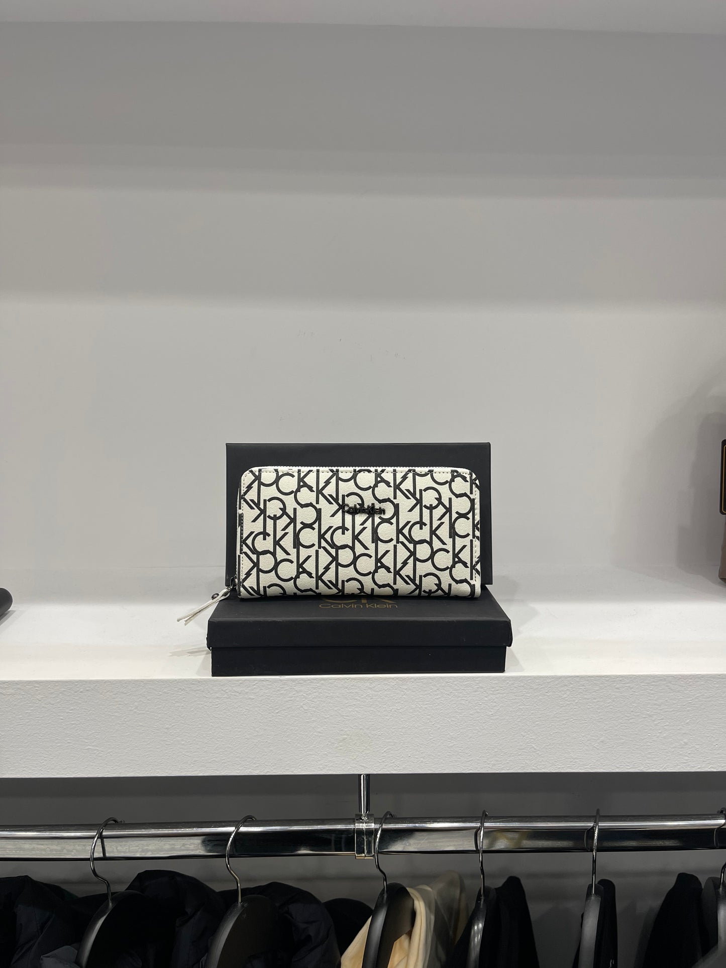 Gucci Wallet GG Supreme Canvas Black