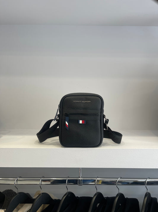 Tommy Hilfiger Essential PU Mini Reporter - Black