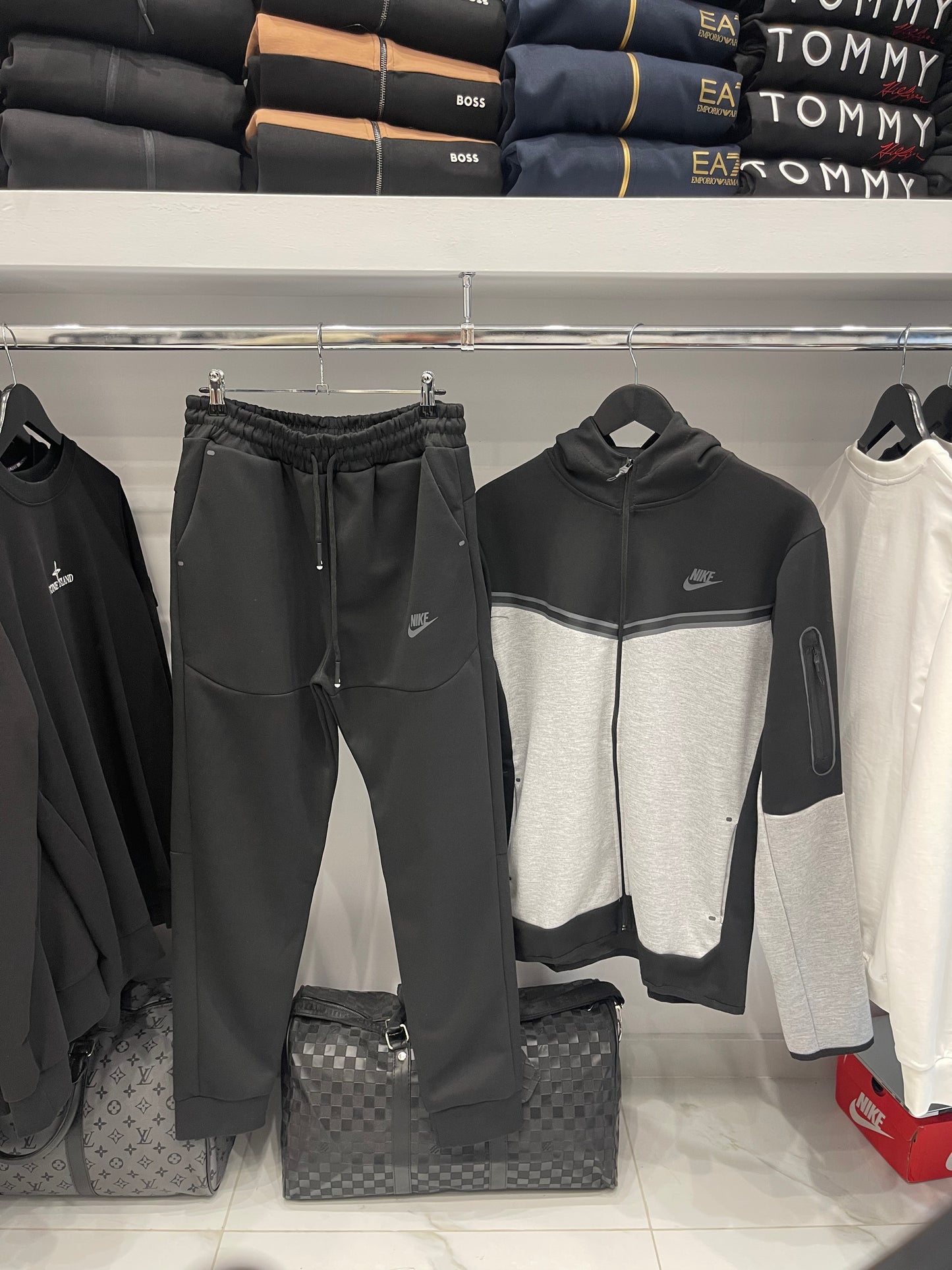 Σετ Tech Fleece - Black Grey