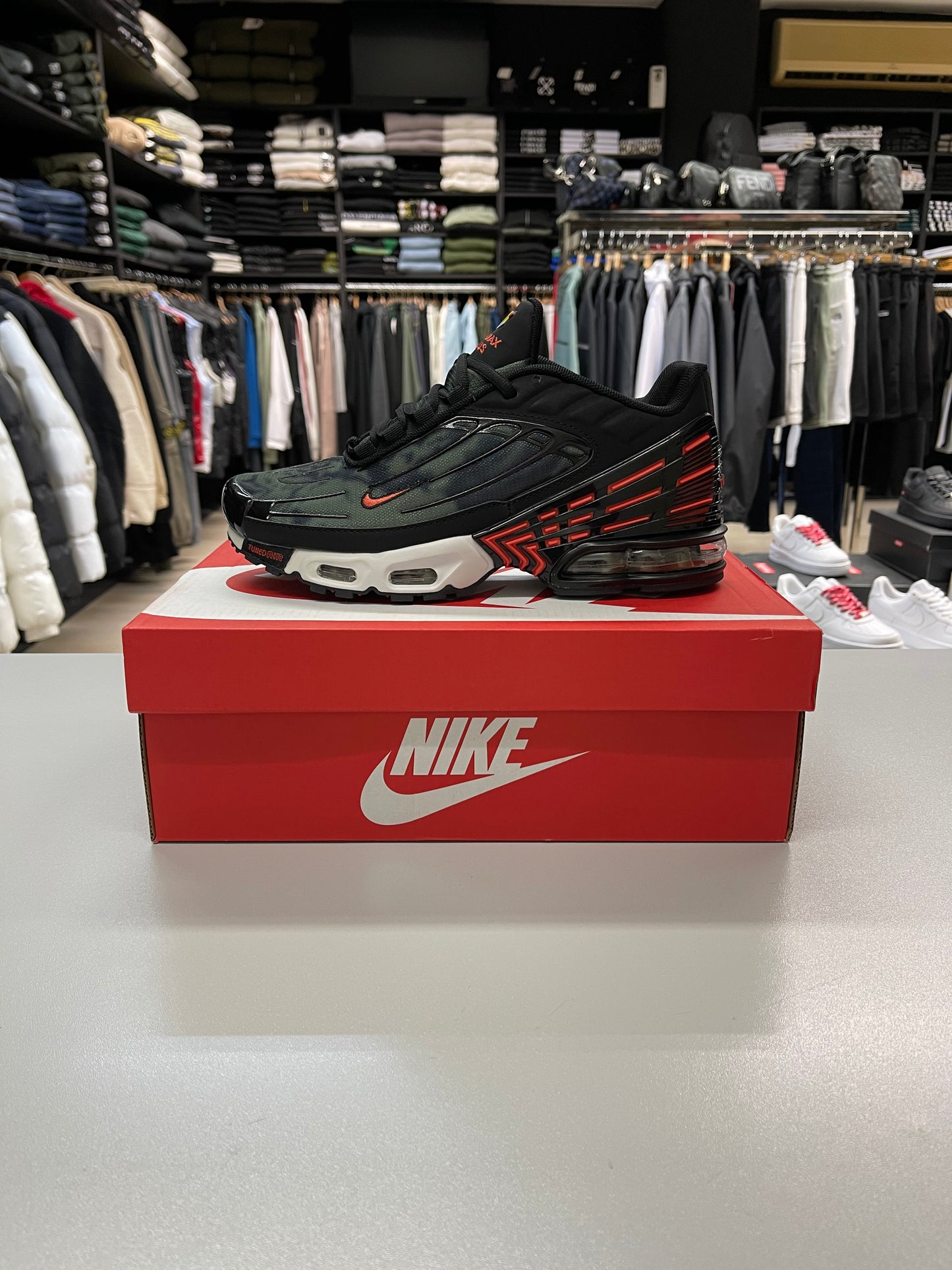 Air Max Plus TN 3 - Safety Orange