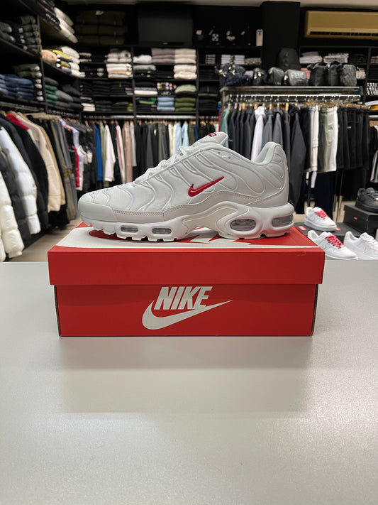 Air Max Plus TN - Supreme
