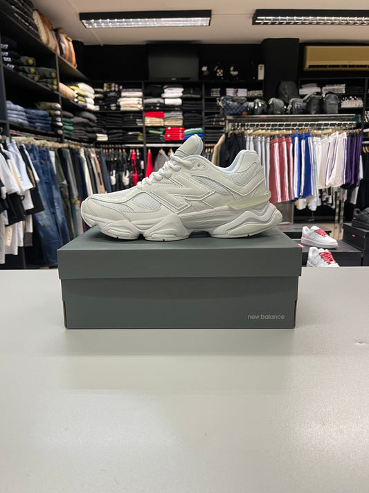 New Balance 9060 - White